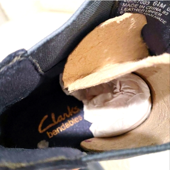 NWT Clarks Bendables Leather Suede Chelsea Boots Ankle Knee Navy Size 6.5 - Picture 5 of 5